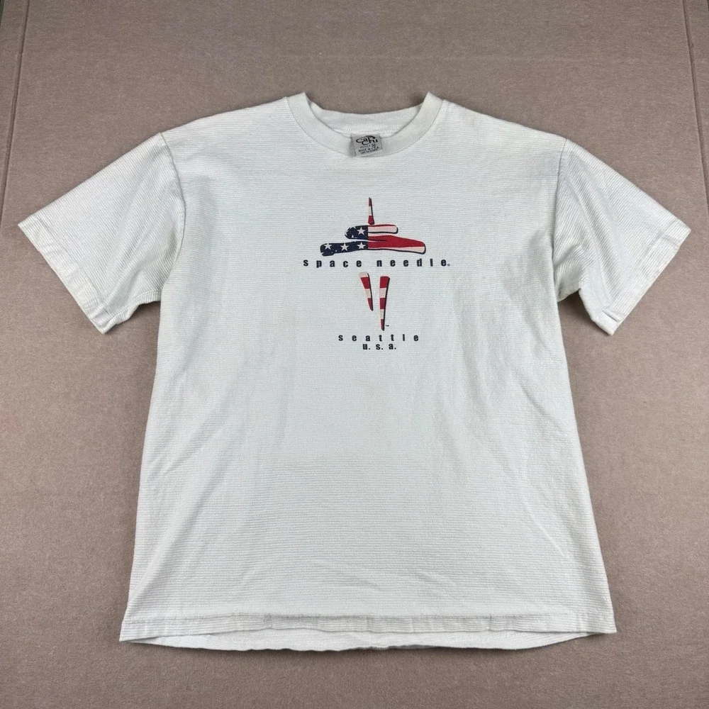 Cal Cru Shirt Mens M White‎ Space Needle Seattle USA Graphic Single Stitch Tee
